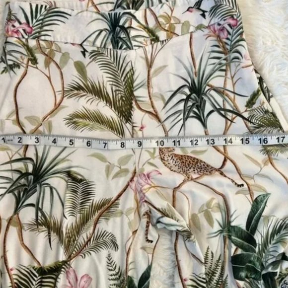 H&M Jaguar Palm Jungle print Blouse / Wide Leg Trouser Set Animal 2 / 4 Like New - Picture 5 of 9